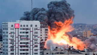 israel-drops-leaflets-gaza